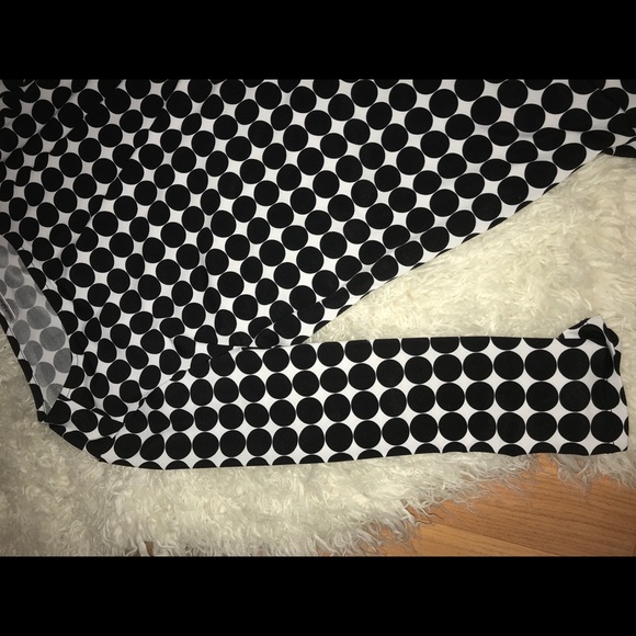 Croft &Barrow 3/4 White & Black blouse size small - Picture 3 of 6